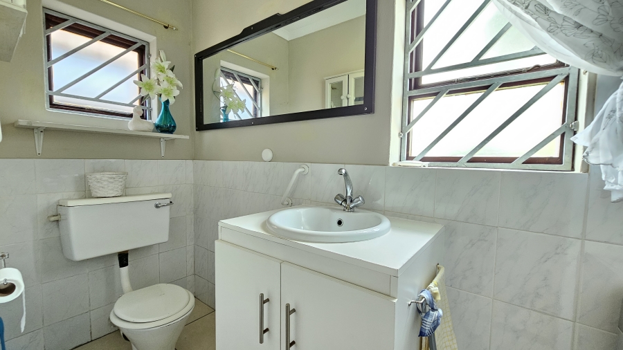 2 Bedroom Property for Sale in Rowallan Park Eastern Cape
